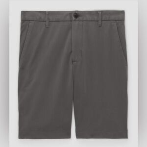 The 9" Slim Fit Performance Chino Short, size 32, color slate grey